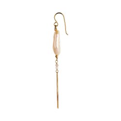 Stine A - Long Baroque Pearl With Chain Earring Peach Sorbet Gold