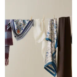 Black Colour - Bcdell Knitted Mini Scarf, Off White