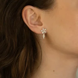 byBiehl - Pearl Signature Earhanger, Short