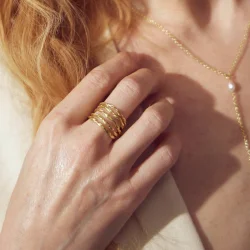 Pure By Nat - Willow Bred Ring, Forgyldt