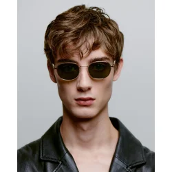 A. Kj�rbede - Hello Solbriller, Guld