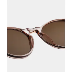 A. Kj�rbede - Marvin Solbriller, Champagne 