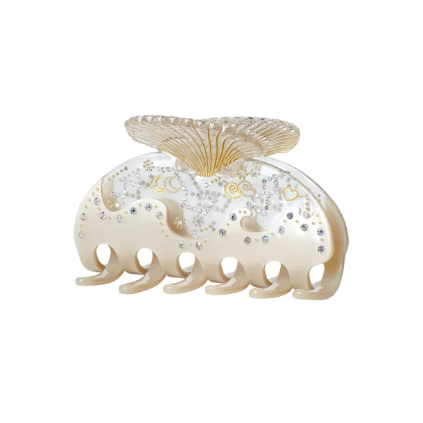 Maanesten - Cassie Hrklemme, Oyster