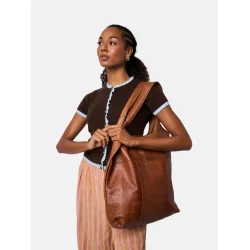 Re:Designed - Lyra Urban, Walnut