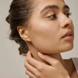 Enamel - Studs Amore, Pink