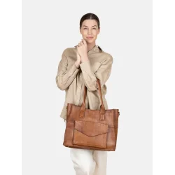 Re:Designed - Otilia Urban, Walnut