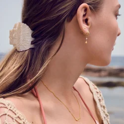 Maanesten - Arista Hrklemme, Oyster