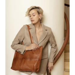 Re:Designed - Marlo Taske, Walnut