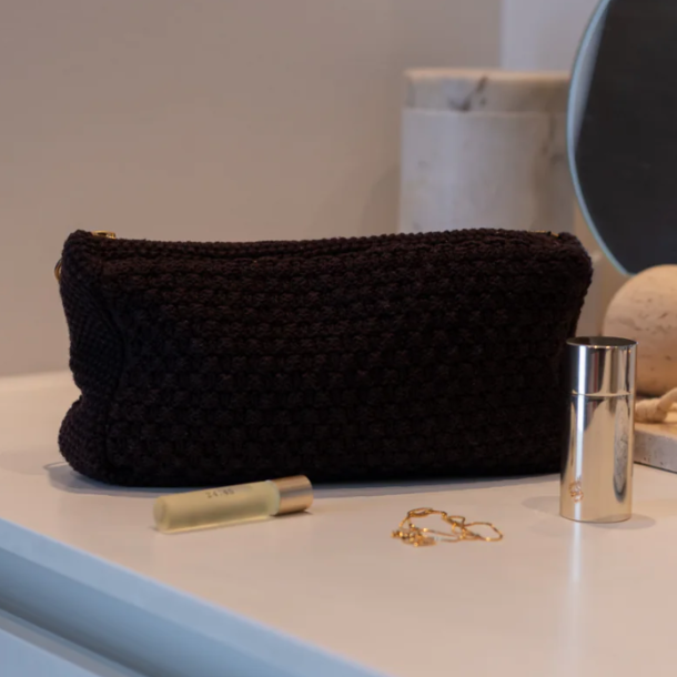 By Lohn - Petra Strikket Clutch, Chocolate