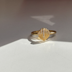 Stine A - Vintage Shell Ring