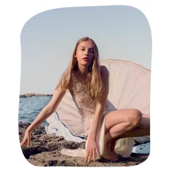 Maanesten - Bonadea Halskde