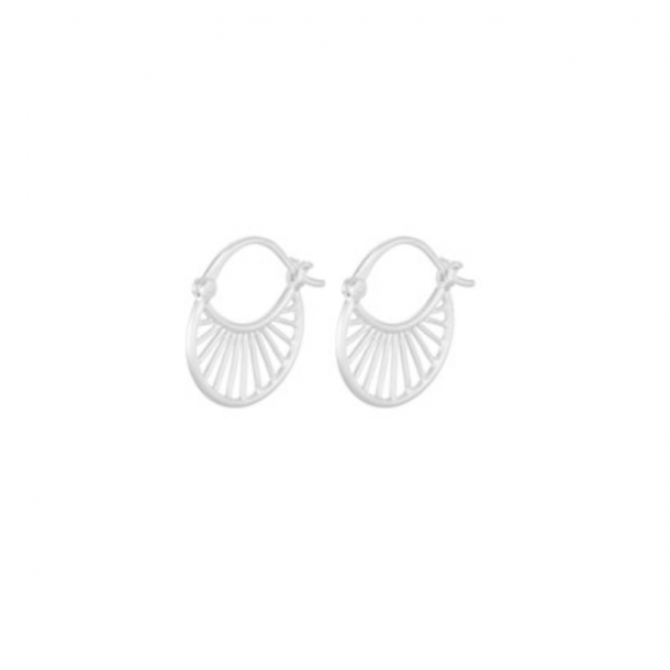 skammel glans marv Pernille Corydon - Small Daylight Earrings - Køb den online, gratis fragt  ved køb over 200,-